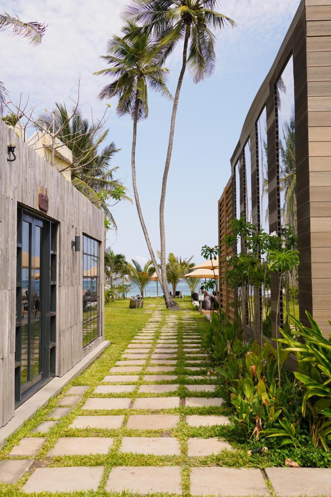 Lalagalu - Beachfront Ecocabins Diani Beach Eksteriør billede